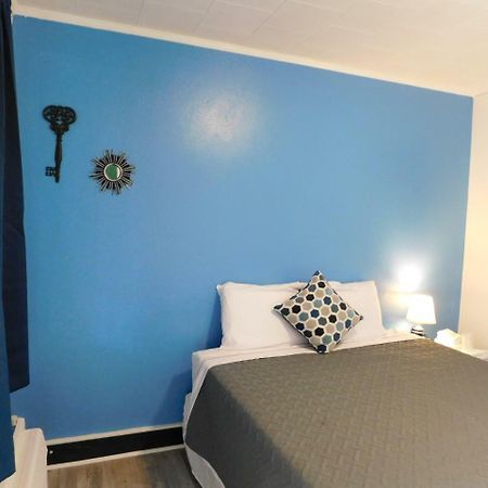 Spruce Pine Inn מראה חיצוני תמונה