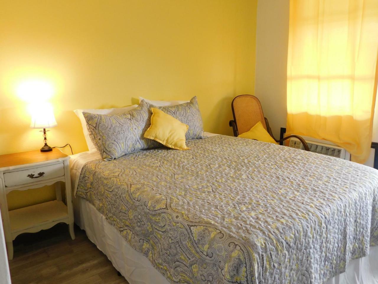 Spruce Pine Inn מראה חיצוני תמונה
